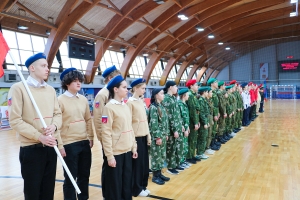 Муниципальный конкурс «Равнение на знамя»